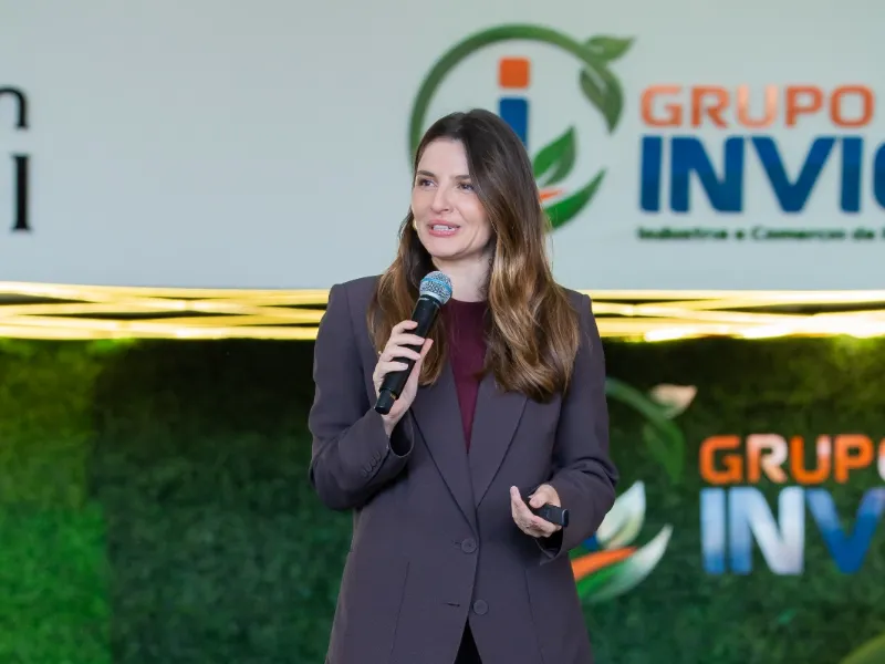 EM AJUSTES, AÇÚCAR OPERA COM ALTA FORTE NAS BOLSAS DE NY E LONDRES NESTA 2ª FEIRA