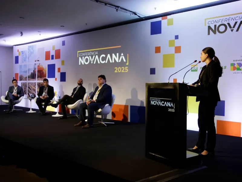 EM AJUSTES, AÇÚCAR OPERA COM ALTA FORTE NAS BOLSAS DE NY E LONDRES NESTA 2ª FEIRA