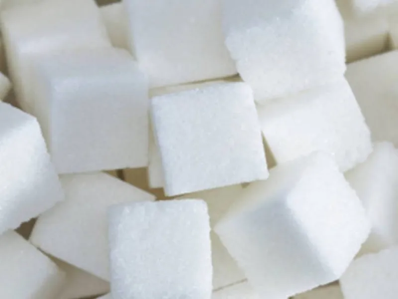 EM AJUSTES, AÇÚCAR OPERA COM ALTA FORTE NAS BOLSAS DE NY E LONDRES NESTA 2ª FEIRA