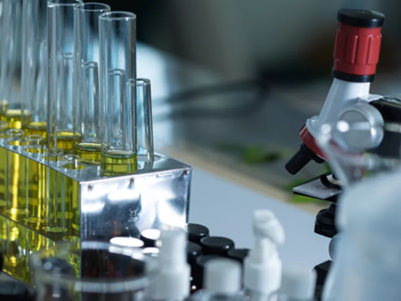 EM AJUSTES, AÇÚCAR OPERA COM ALTA FORTE NAS BOLSAS DE NY E LONDRES NESTA 2ª FEIRA